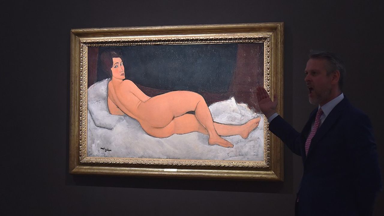 Adjugé pour 157,2 millions de dollars, le tableau « Nu Couché (sur le côté gauche) » du peintre italien Amedeo Modigliani est la vente aux enchères la plus élevée réalisée en 2018.