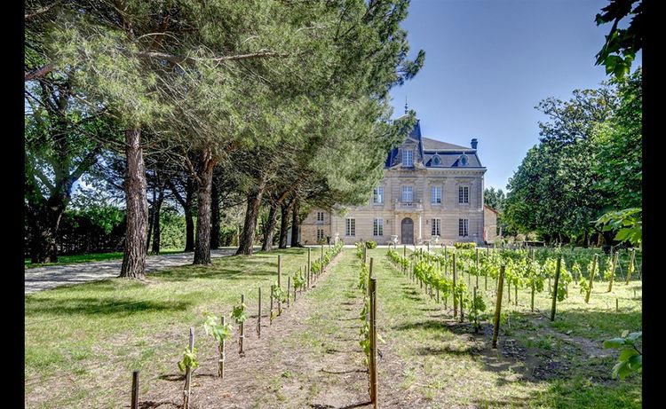 1,5 million d’euros. Château époque Napoléon III