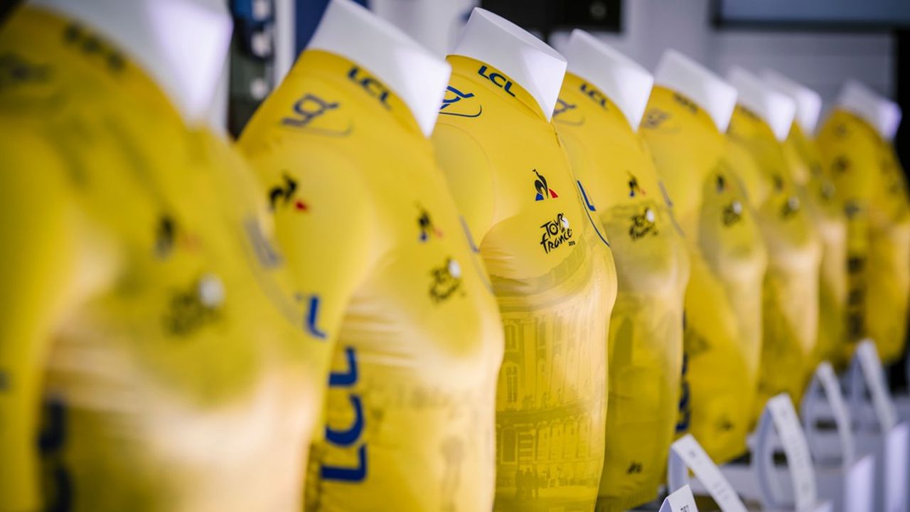 Tour de France : le Coq Sportif fête les 100 ans du maillot jaune | Les  Echos