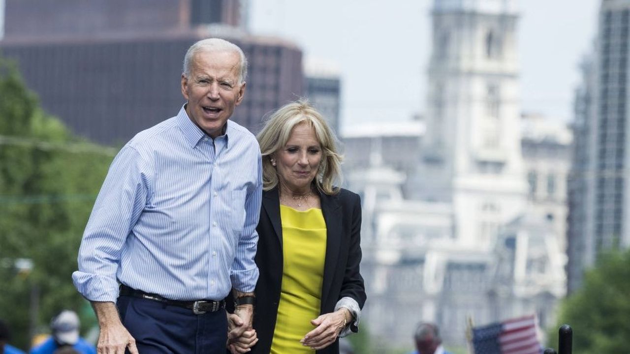 Primaire Democrate Joe Biden Candidat Le Plus Riche Les Echos [ 720 x 1280 Pixel ]