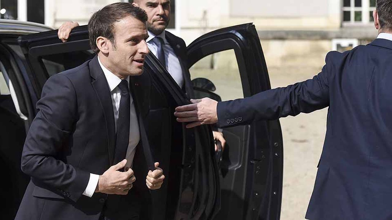 Emmanuel Macron est arrivé ce jeudi en fin de matinée à Angers pour échanger avec des élus, puis des enfants, dans le cadre du grand débat national.