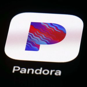 Sirius XM, une radio numérique détenue par le milliardaire John Malone, a déboursé 3,5 milliards de dollars pour racheter Pandora en septembre dernier.