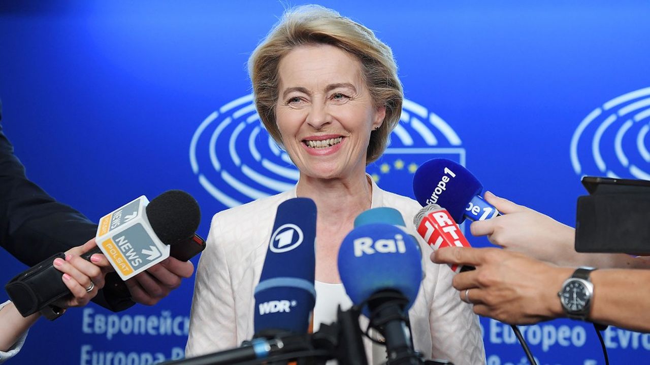 Le Parlement européen doit accepter ou rejeter, ce mardi en fin d'après-midi, la candidature d'Ursula von der Leyen à la présidence de la future Commission européenne. Elle deviendrait la première femme à accéder au poste, que l'Allemagne n'a plus occupé depuis plus de cinquante ans.