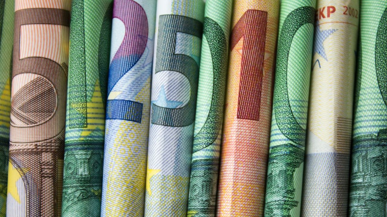 La cote de popularité de l'euro est élevée à la différence de celle de la Banque centrale européenne