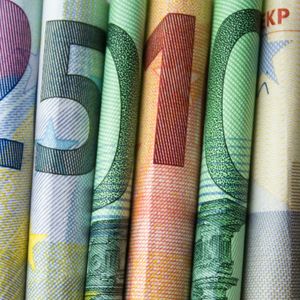 La cote de popularité de l'euro est élevée à la différence de celle de la Banque centrale européenne