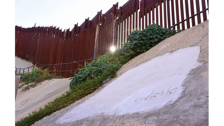 Le mur face au Mexique, l'obsession de Trump