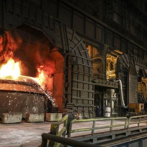 ArcelorMittal a subi la baisse de la demande combinée à l'augmentation du prix du minerai de fer, sa principale matière première.