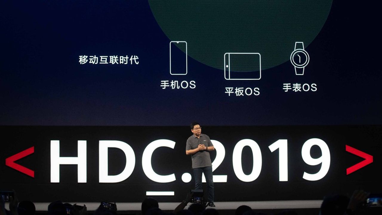 Richard Yu, le président de Huawei chargé de l'activité smartphone, a présenté vendredi, en Chine, le système d'exploitation du groupe.