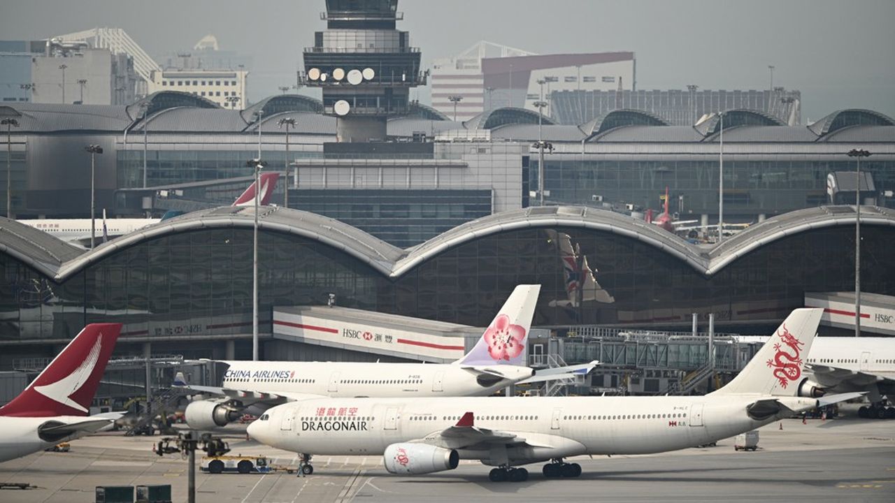 Les perturbations à l'aéroport de Hong Kong pourraient être une aubaine pour ses concurrents. .