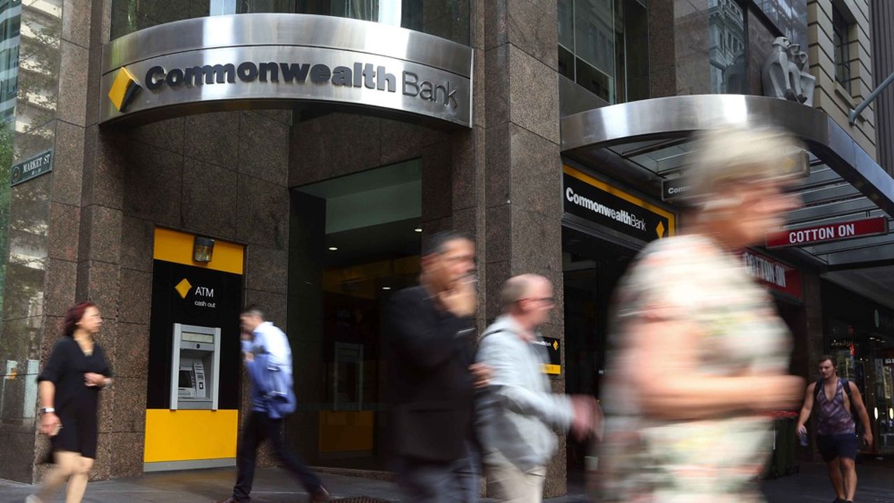 Le leader bancaire australien, Commonwealth, a dû payer 918 millions de dollars australiens (556M€) de dommages aux clients qu'il a floués.