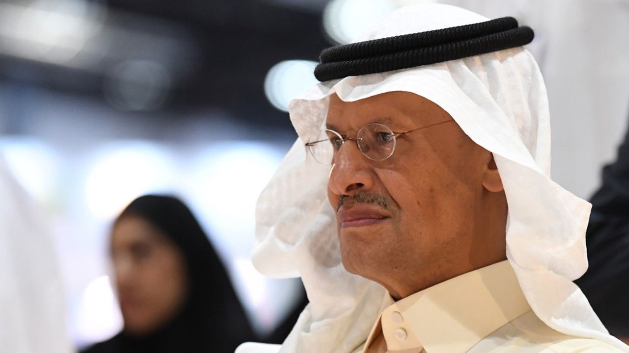Le nouveau ministre saoudien de l'Energie, le prince Abdelaziz ben Salmane, s'est exprimé lors d'une conférence de presse à Jeddah en début de soirée mardi.