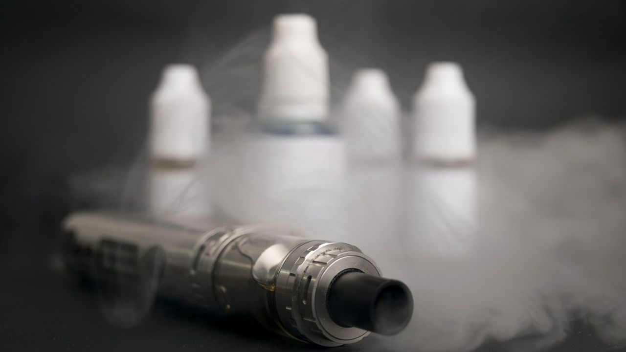 Dans un rapport publié cet été, l'OMS a qualifié les cigarettes électroniques comme « incontestablement nocives ».