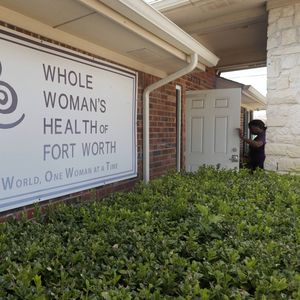 Fort Worth (Texas) accueille une clinique où les femmes peuvent avorter.
