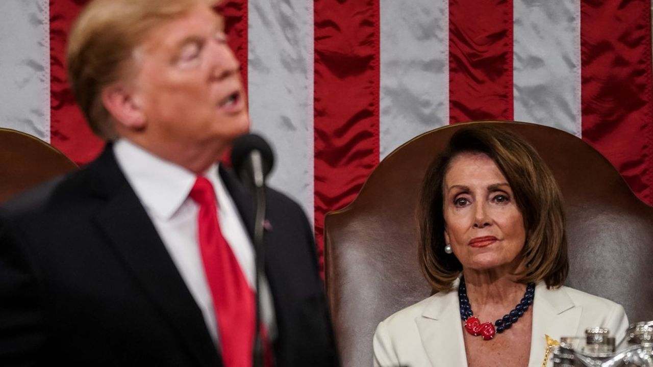 La présidente de la Chambre des représentants (majoritairement démocrate) Nancy Pelosi a annoncé mardi le lancement d'une procédure de destitution contre Donald Trump.