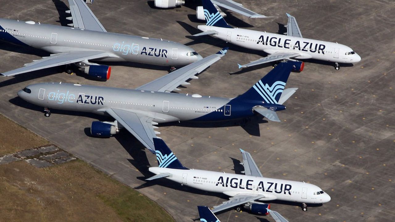 Les avions de la défunte compagnie Aigle Azur stockés à Chateauroux depuis l'arrêt des vols, début septembre, vont repartir chez leurs loueurs.