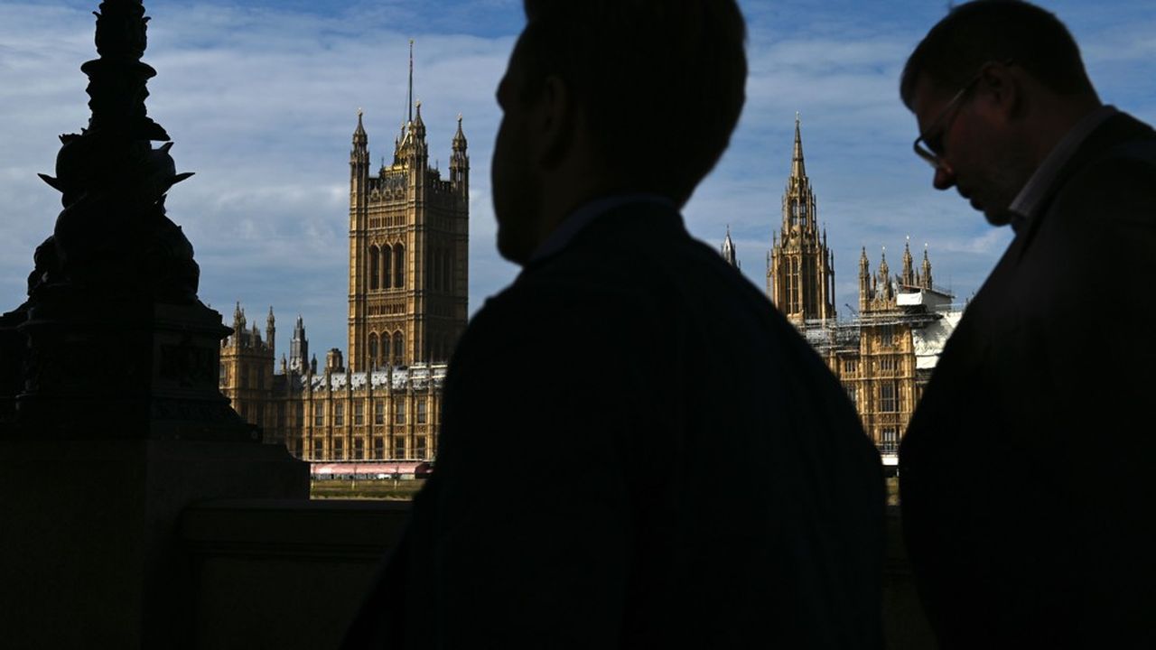 Boris Johnson continue d'affirmer que le pays sortira de l'Union européenne le 31 octobre « no ifs no buts » malgré la loi anti no deal votée à Westminster.