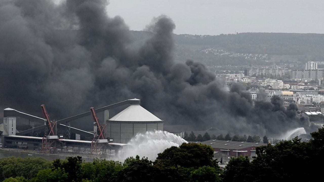 L'incendie de l'usine Lubrizol, classée Sevezo, s'est déroulé dans la nuit du 26 septembre.