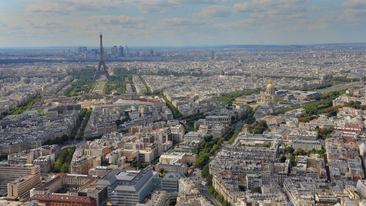 Les émissions de CO2 sur la capitale auraient baissé de 19 à 20 % ces dix dernières années, selon Célia Blauel, adjointe chargée du climat et de l'énergie à la mairie de Paris.