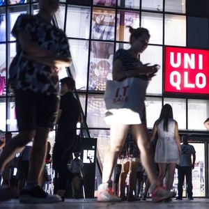 La marque Uniqlo, locomotive du groupe Fast Retailing, affiche comme d'habitude de solides performances à l'étranger