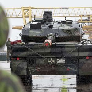 Le char de combat allemand Leopard 2 de la Bundeswehr développé par KMW s'exporte très bien quand le char français Leclerc peine à trouver des clients hors de l'armée française