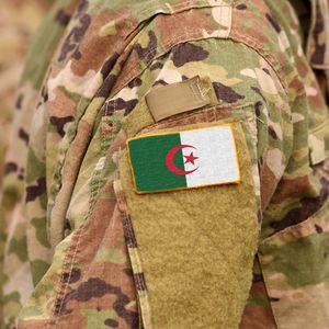 Le Canada s'interroge sur les ventes d'armes à l'armée algérienne.