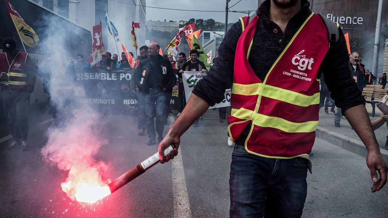  A la SNCF,  les grèves de 2018, sur fond d'adoption de la réforme ferroviaire. se sont soldées par 667.000 journées de travail perdues, niveau le plus élevé depuis le grand blocage de 1995.