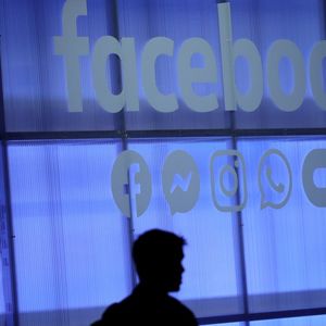 Le PDG de Facebook estime que ce n'est pas à une entreprise privée de « censurer les politiciens ».