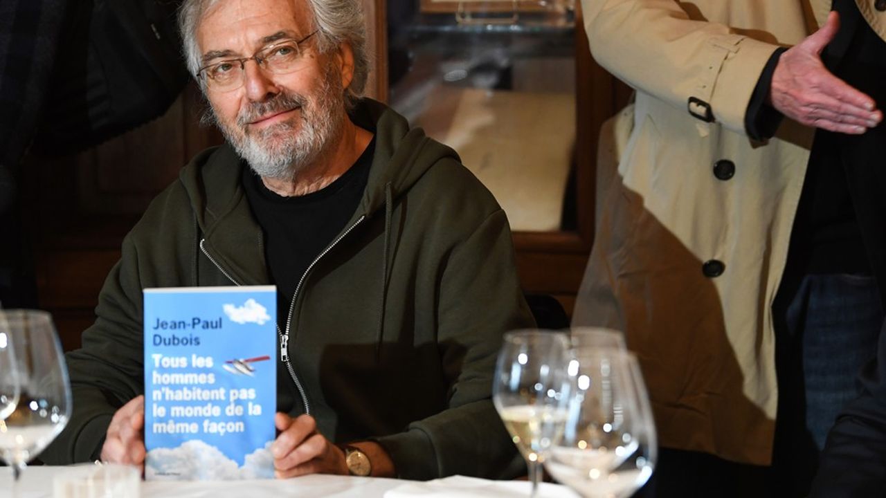 L'écrivain Jean-Paul Dubois a remporté le prix Goncourt pour son livre « Tous les hommes n'habitent pas le monde de la même façon » (l'Olivier).