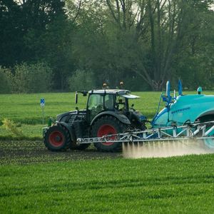 Le tribunal administratif de Cergy-Pontoise a estimé que l'usage de pesticides représentait un « danger grave pour les populations exposées ».