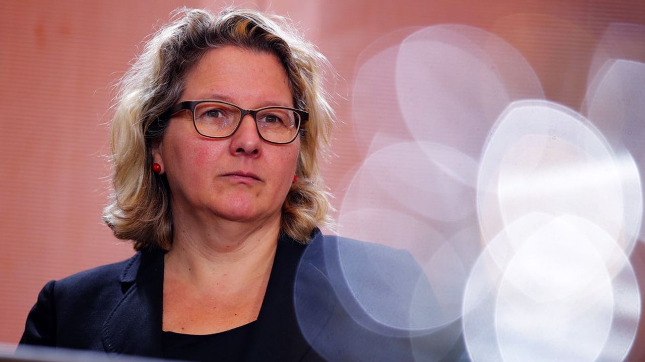 La ministre allemande de l'environnement Svenja Schulze soutient l'objectif de la nouvelle présidente de la commission européenne, Ursula Von der Leyen, de réduire de 50 à 55 % les émissions de gaz à effet de serre d'ici 2030. Mais elle estime que l'Allemagne a valeur d'exemple. 