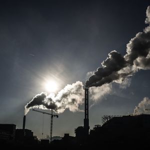 Le fond de Christopher Hohn a averti les entreprises qu'elles devaient communiquer avec davantage de transparence sur la pollution qu'elles génèrent.