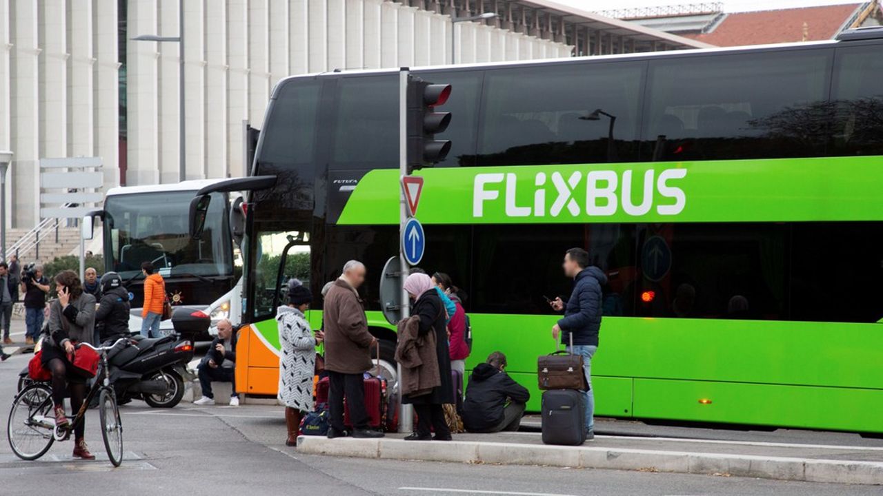 L'opérateur d'autocars longue distance Flixbus a accepté de mettre quelques véhicules à disposition des usagers victimes de la grève dans les transports ce vendredi.