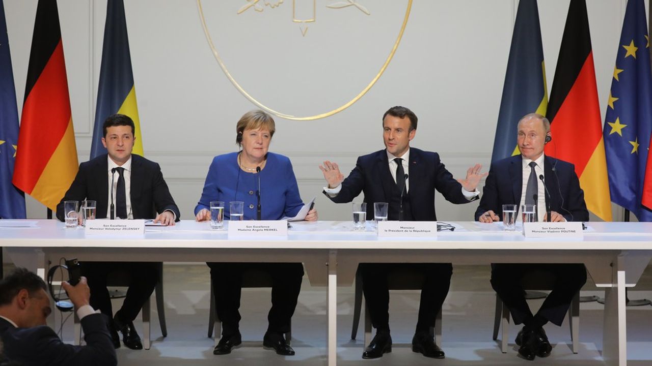 Le président ukrainien Volodymiyr Zelensky, la chancelière allemande Angela Merkel, les présidents français Emmanuel Macron et russe Vladimir Poutine ont tenu à l'issue d'une rencontre visant à relancer le dialogue sur le Donbass ukrainien, une conférence de presse dans la nuit de lundi à mardi.