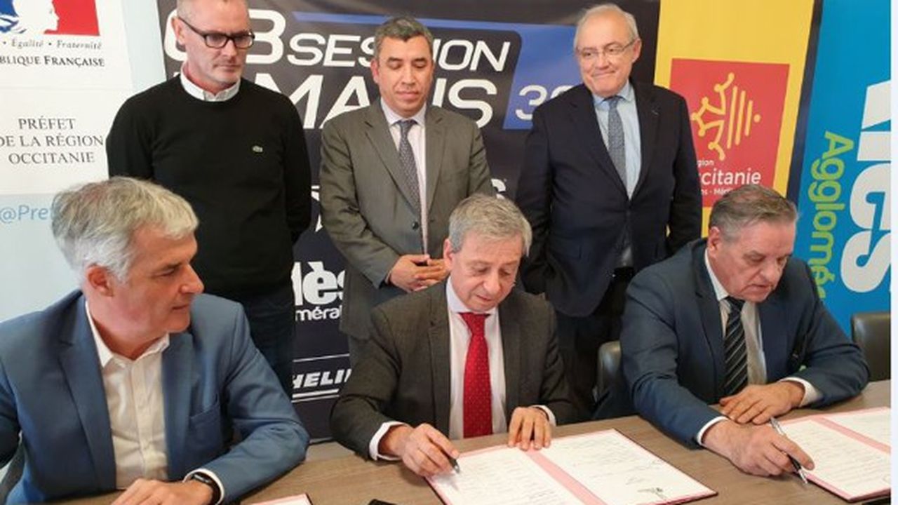 Le 9 décembre, Etienne Guyot, préfet d'Occitanie, Max Roustan, président d'Alès Agglomération et Fabrice Verdier (Région Occitanie, représentant la présidente Carole Delga) ont signé le contrat du territoire d'industrie d'Alès.