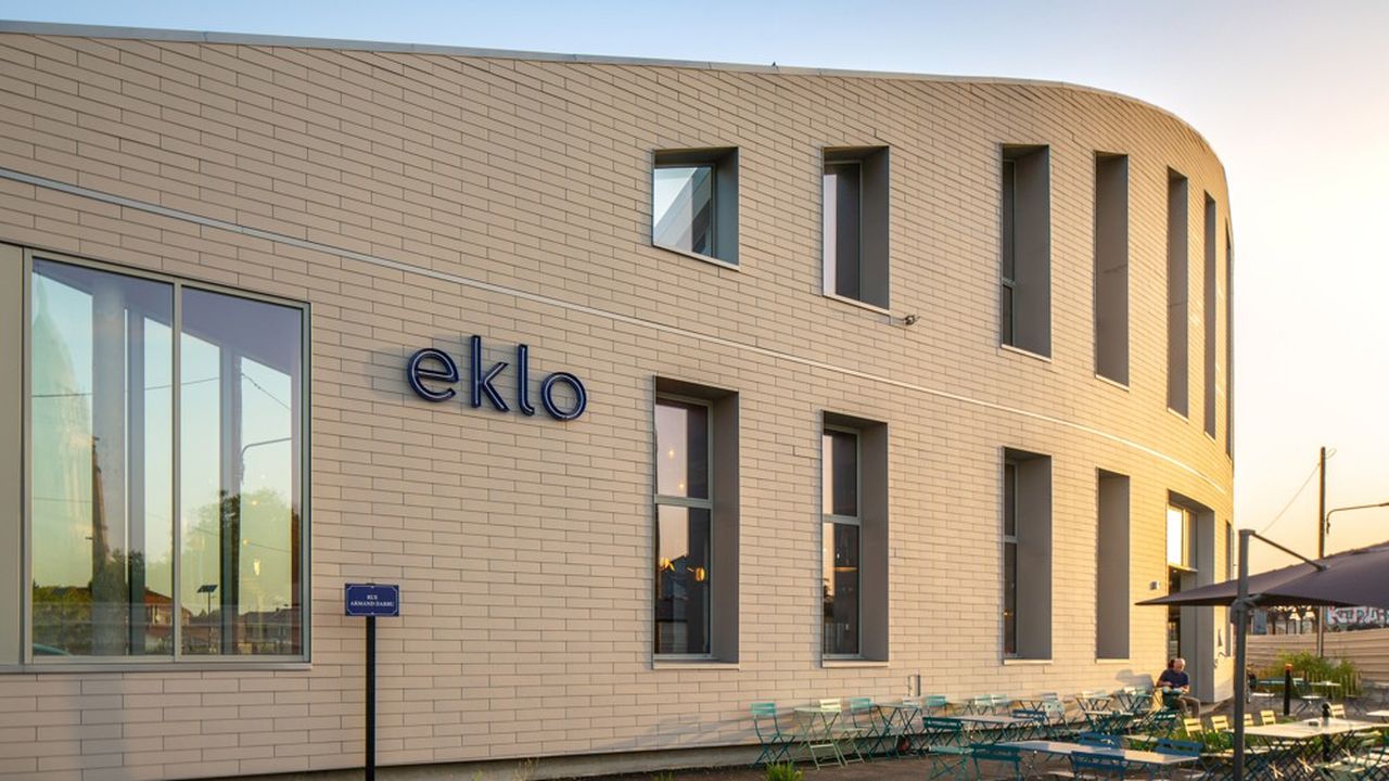 Alors qu'Eklo compte aujourd'hui cinq établissements en exploitation, son président-fondateur, Emmanuel Petit, compte développer un réseau d'une quarantaine d'établissements à horizon dix ans. La foncière créée avec Omnes et la Banque des Territoires est un facteur d'accélération de son développement.