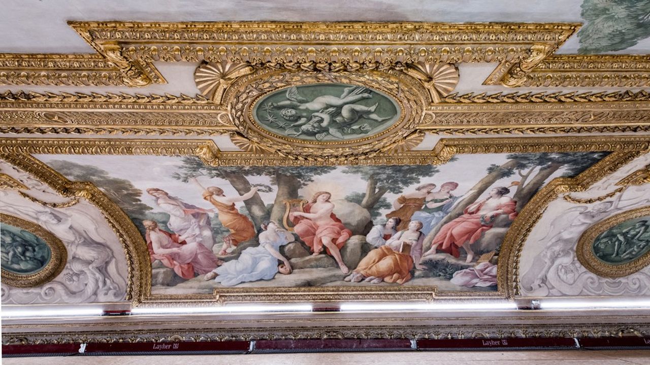 L'exceptionnel plafond de la galerie Mazarine après restauration.