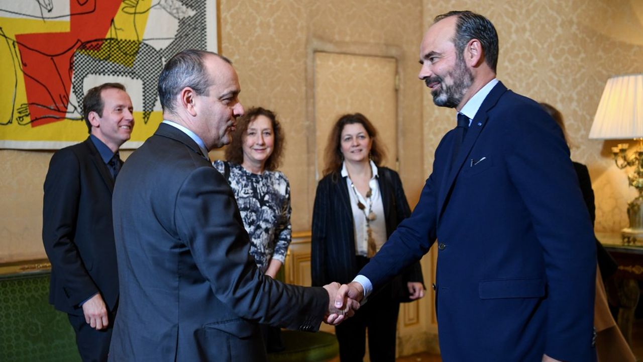 Laurent Berger, le secrétaire général de la CFDT, ici avec Edouard Philippe, a fait de l'âge pivot le point de blocage dans les négociations entamées avec le gouvernement.