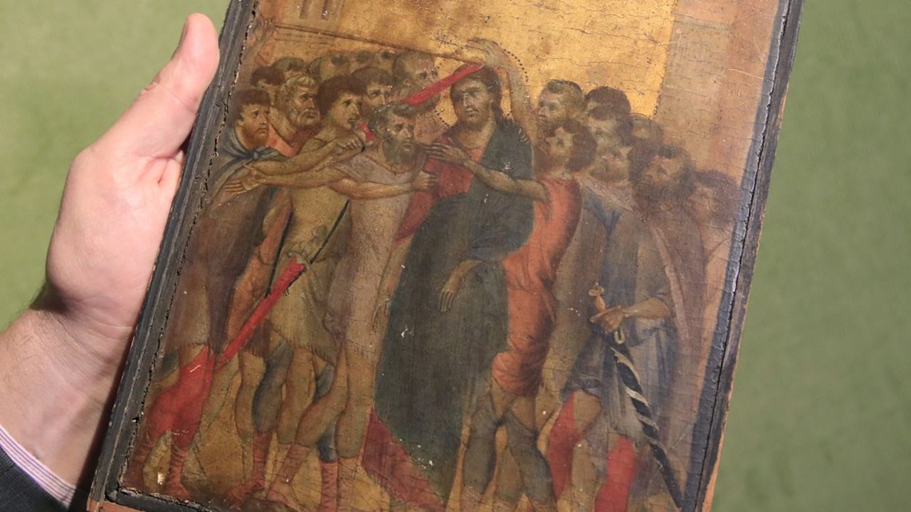 « Le Christ moqué », du XIIIe siècle, attribué au maître italien Cimabue et retrouvé dans une maison en France, a été vendu par Actéon de Compiègne.