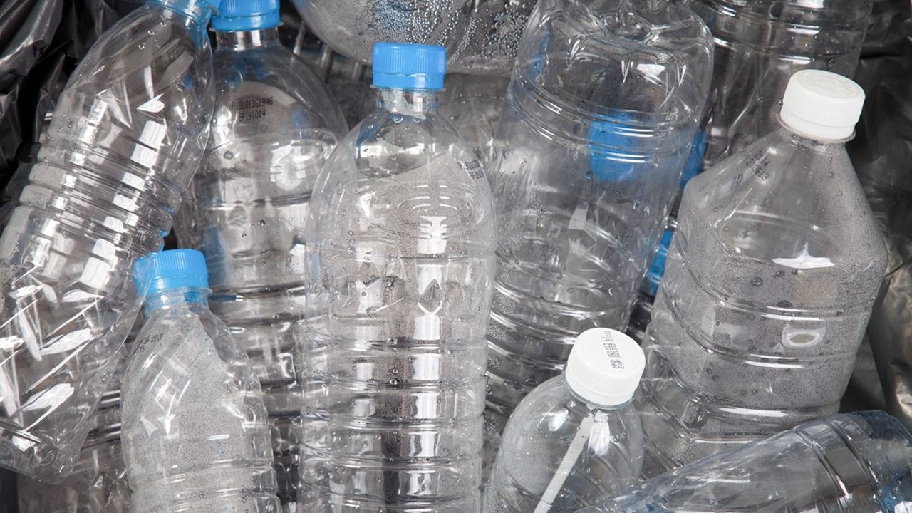 Le dispositif de consigne des bouteilles en plastique sera mis en oeuvre en 2023 si les performances de collecte mesurées par l'Ademe en 2022 s'avéraient insuffisantes.