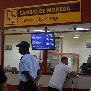 Les bureaux de changes de l'aéroport de La Havane ne sont plus censés fournir des CUC, pesos convertibles en devises.