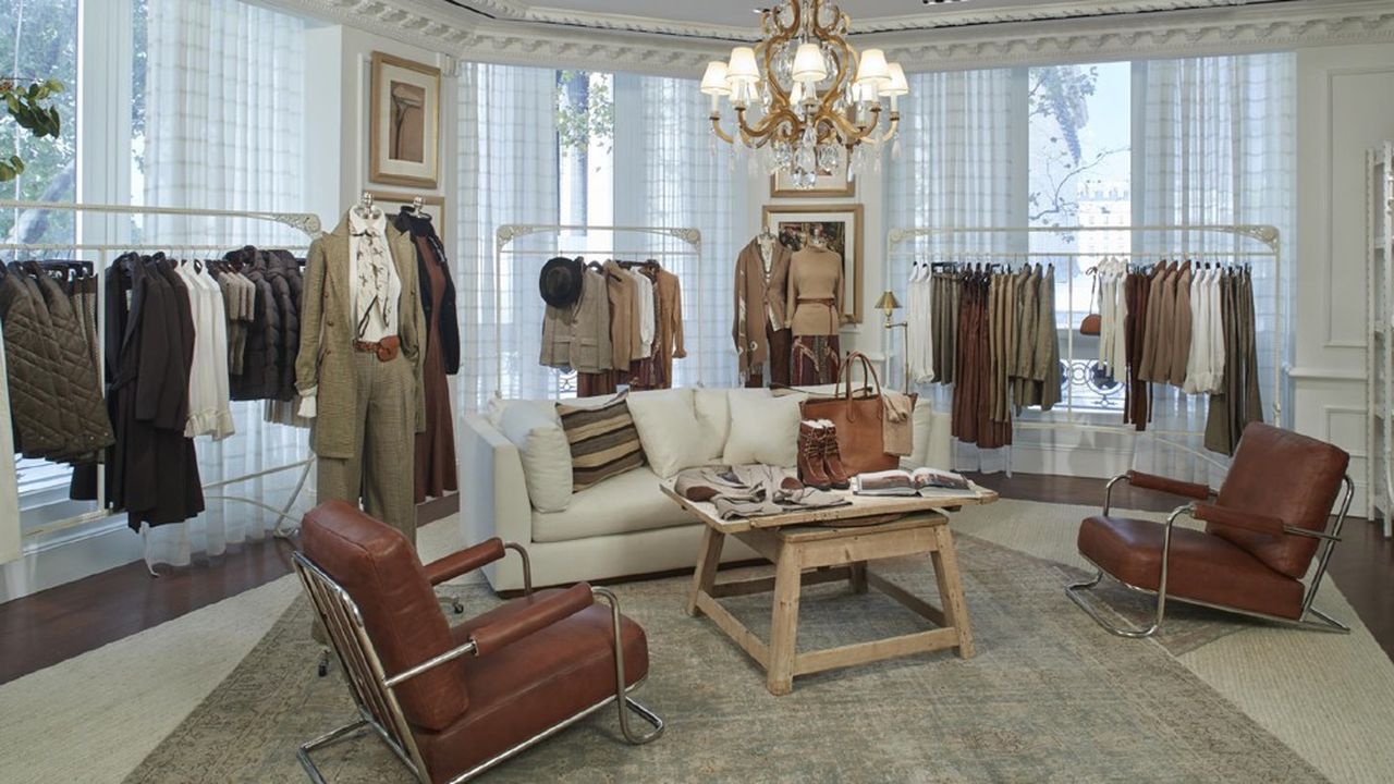 La boutique Ralph Lauren dans le quartier de la Madeleine à Paris a été profondément réorganisée