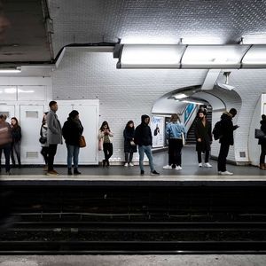 Le nombre de rames en circulation dans le métro est en augmentation par rapport à la semaine dernière, même si le réseau est encore très loin d'un fonctionnement normal.