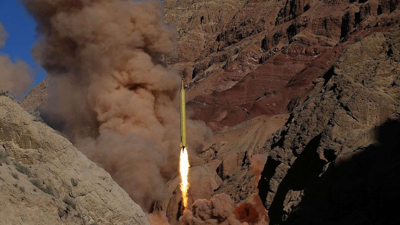 Ce missile Qadr H tiré en 2017 fait partie de l'impressionnante panoplie de missiles dont dispose l'Iran pour dissuader ses ennemis ou riposter en cas d'attaques.