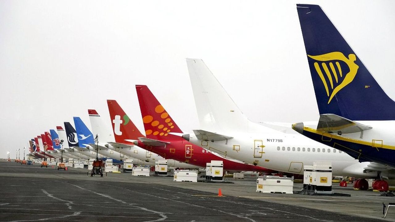 Des 737 MAX non livrés sont stockés sur le tarmac de l'aéroport à Moses Lake, dans l'Etat de Washington.