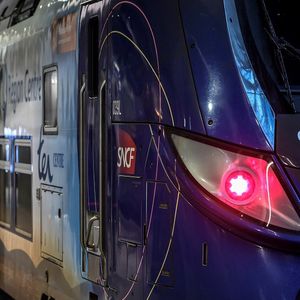 La SNCF prévoir 7 TER sur 10 lundi mais en comptant les cars de substitution.
