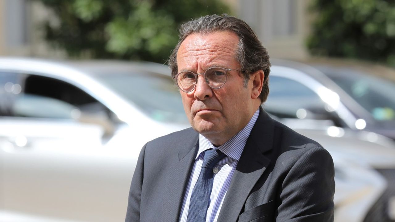 Le président du conseil départemental des Yvelines, Pierre Bédier, lance un ultimatum.