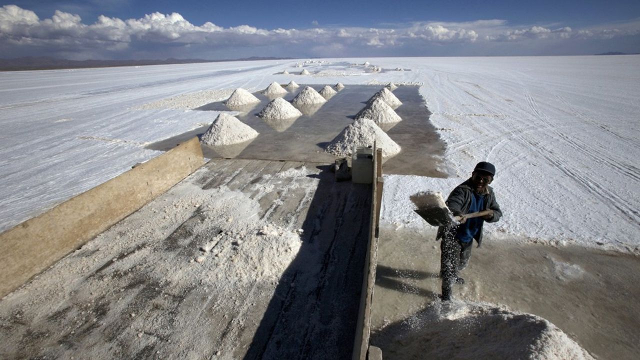 Salar del Hombre Muerto, un désert de sel gisement de lithium en Bolivie.