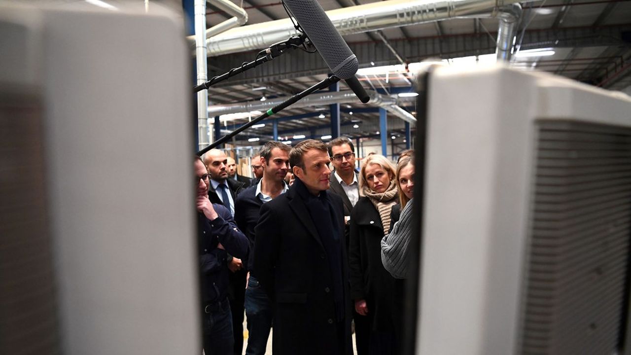Si l'économie française va mieux, les Français n'en créditent pas Emmanuel Macron.