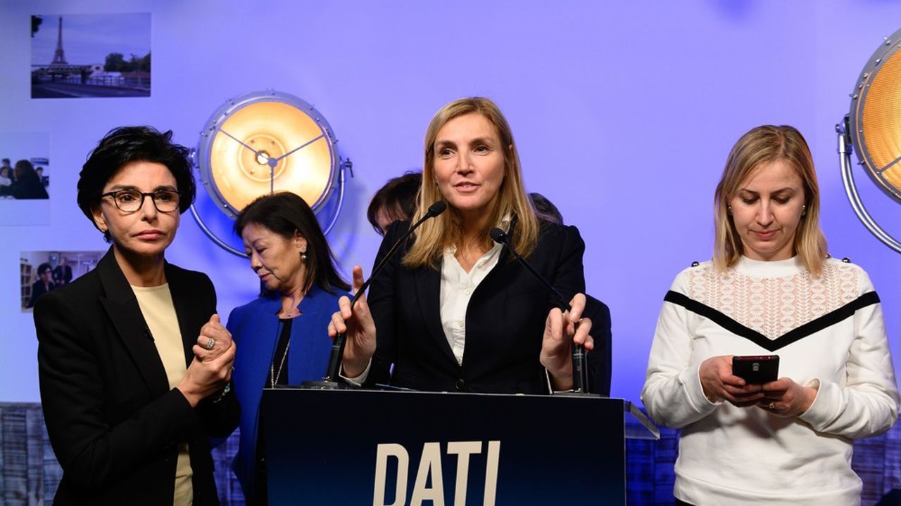 Rachida Dati (à gauche) et Agnès Evren (à la tribune).
