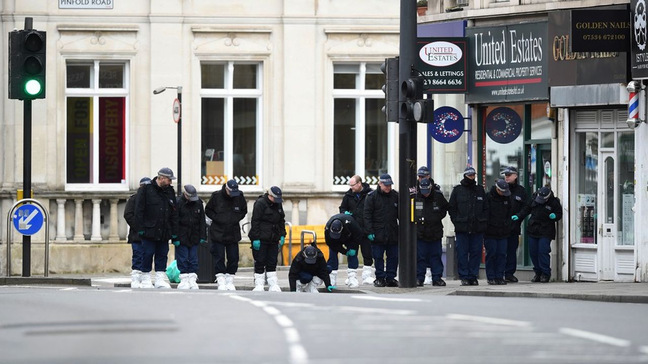 L'assaillant a été abattu par la police à Londres.